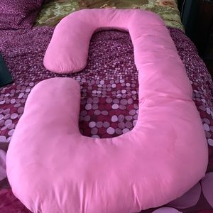 Pregnancy pillow
